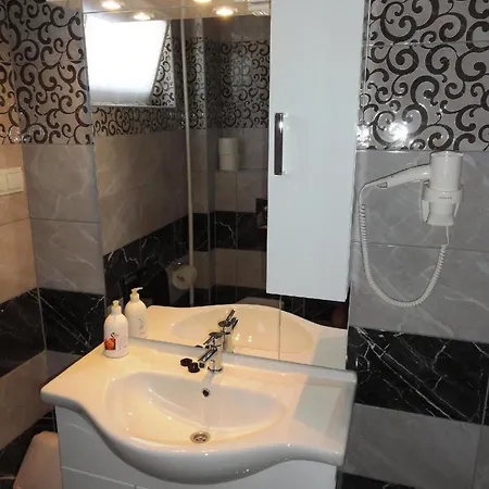 Ferienwohnung Fuer 3 Personen Ca 35 Qm In Zalakaros, Westungarn Zala Apartmán Zalakaros
